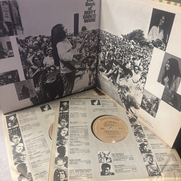 BUFFY SAINTE-MARIE The Best Of... VANGUARD 2XLP VG++ gatefold ULTRASONIC CLEAN!! - Picture 13 of 13